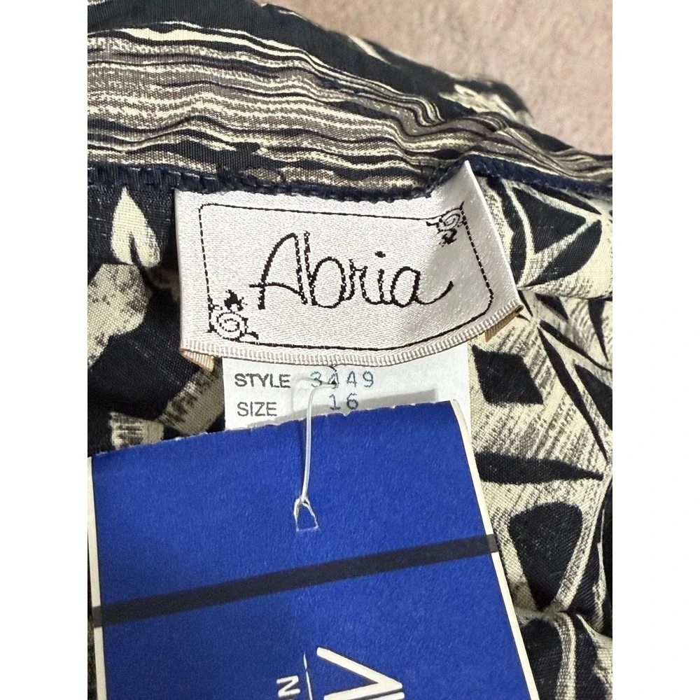 Abria Vintage Floral Geometric Striped Midi Skirt Black Cream Made in Canada 16